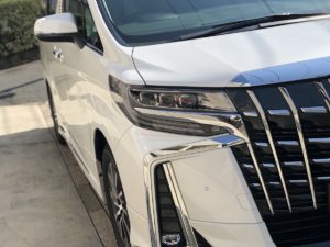 アルファードのガラスコーティング施工後(ヘッドライトのアップ)