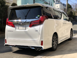 アルファードのガラスコーティング施工後の写真(右斜め後ろから)